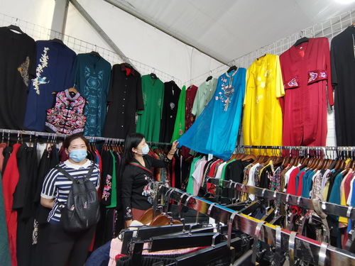 蟹岛秋季外贸服装购物节暨全国特色食品山货节在京开卖 服装服饰零售